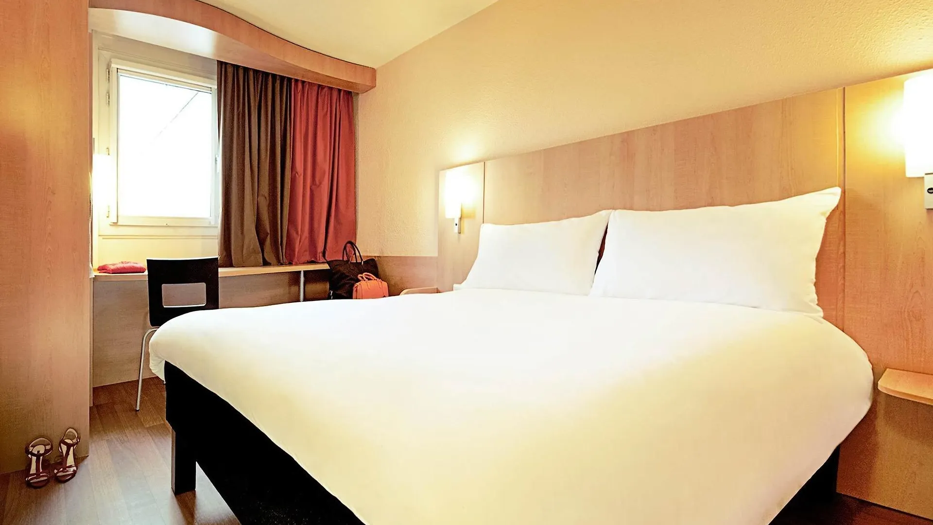 Hotel ibis Lyon Est Chaponnay